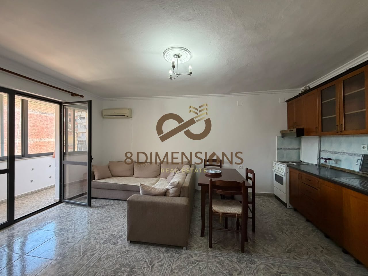 Shitet Apartment 1+1 ne Rrugen Ferit Xhajko, prane Stacionit te Trenit (brenda Uneza)  ne Tirane (ID D8141A-149)
