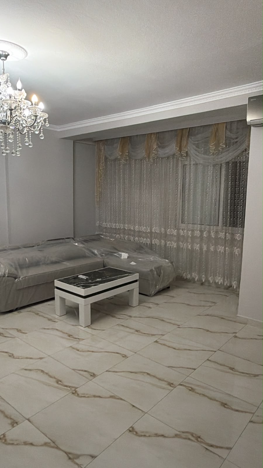 APARTAMENT ME QERA 3+1+2, KOMUNA PARISIT ( ID D8243A-31 )