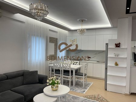 Apartament 1+1 tek Liqeni Thate ,prane Restorant Kapiten Mir Zoti D8241A-316