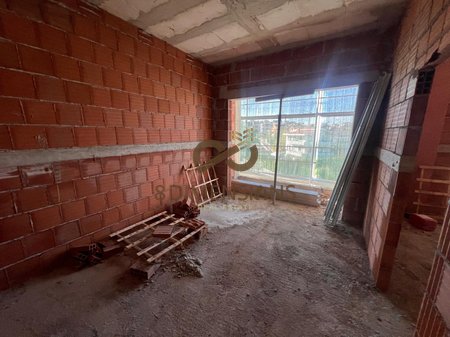 Shitet apartament me 1+1  ,ne nje prej Reziddencave  me Elitare ne Paskuqan (ID D8141A-156)
