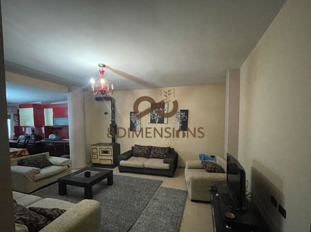 Apartament 3+1 +2 +Ballkon me qera tek Ish Tregu Elektrik, Prane Bar Britanikut - Tirane | ID: D8243A-32