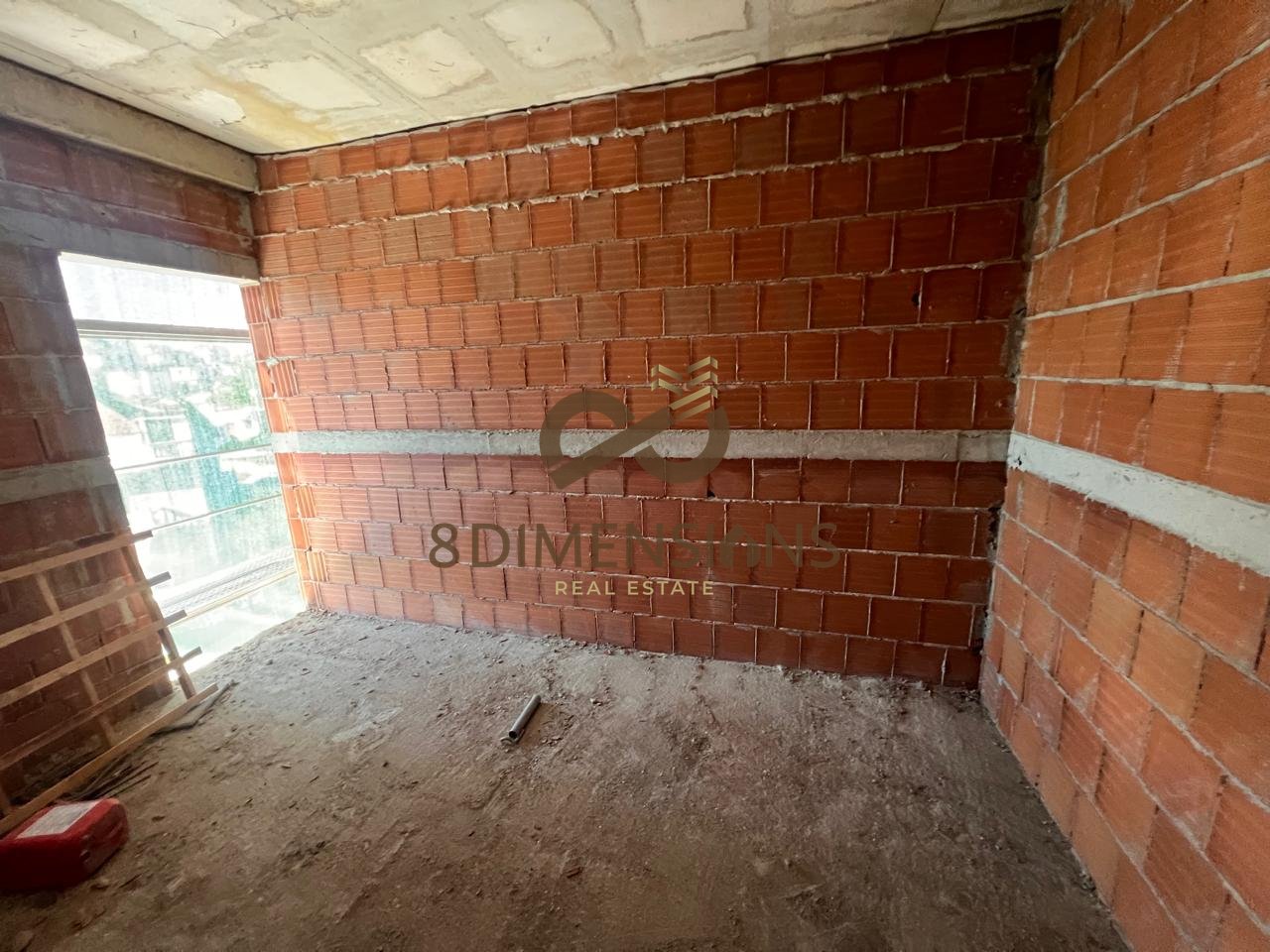 Shitet apartament me 1+1  ,ne nje prej Reziddencave  me Elitare ne Paskuqan (ID D8141A-156)
