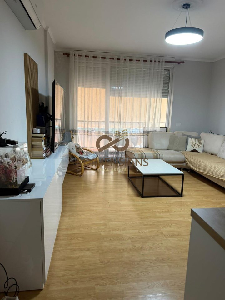 Appartamento 2+1 +2 +Balcone in affitto a 21 Dhjetori, Vicino al supermercato Joena - Tirana | ID: D8242A-331