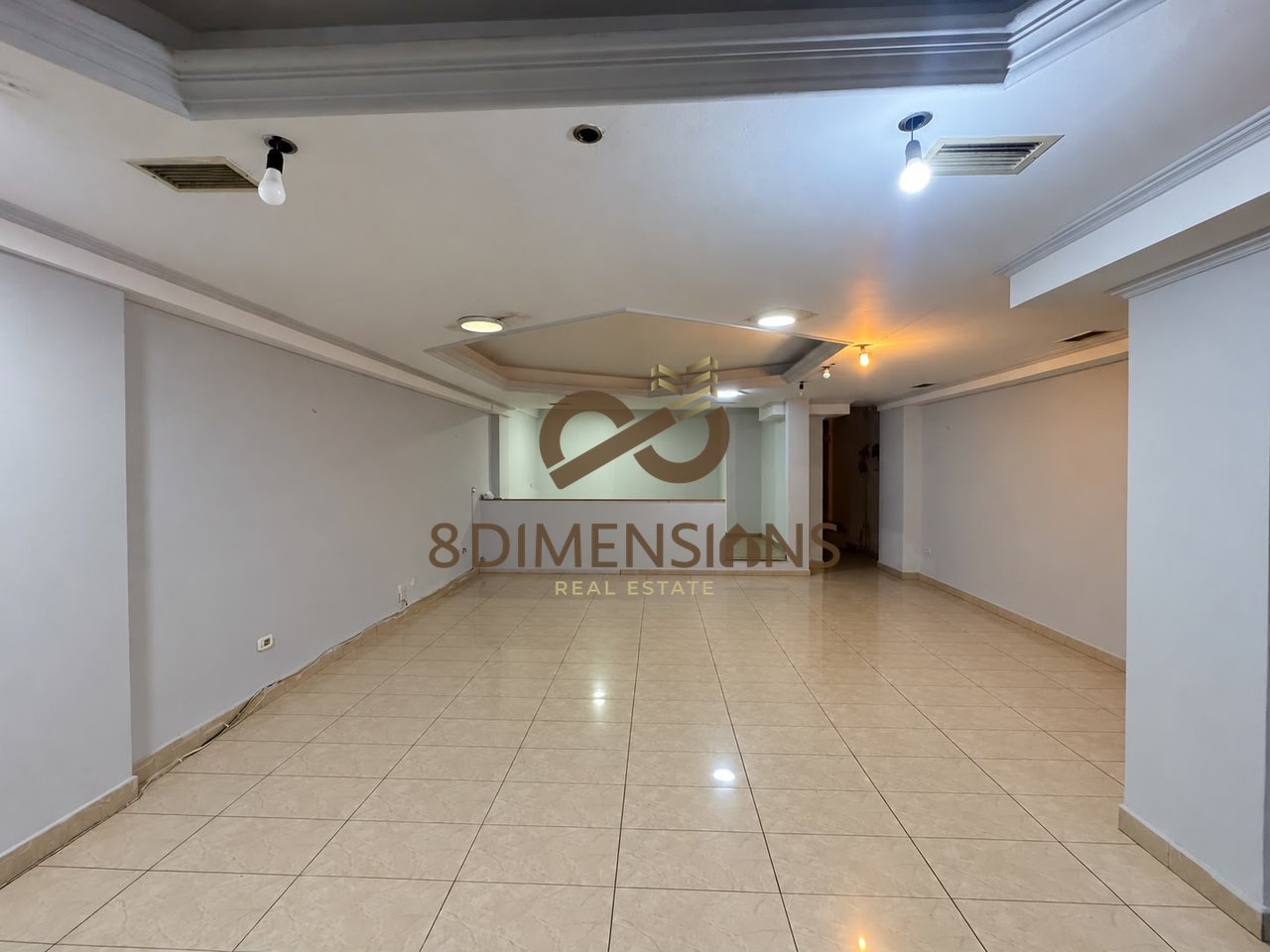 Business/OFFICE space for rent in the Former Exhibition area – Ideal for an Aesthetic Clinic | ID: D828A-61