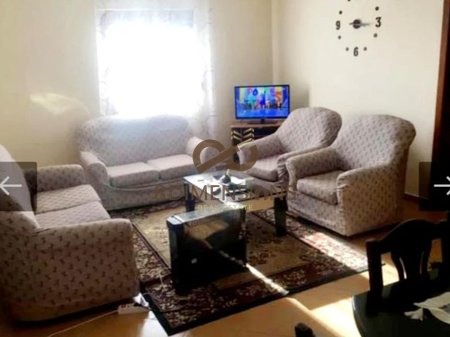 Shitet Apartament 2+1 tek Bulevardi I Ri ne Tirane (ID D8142A-157 )