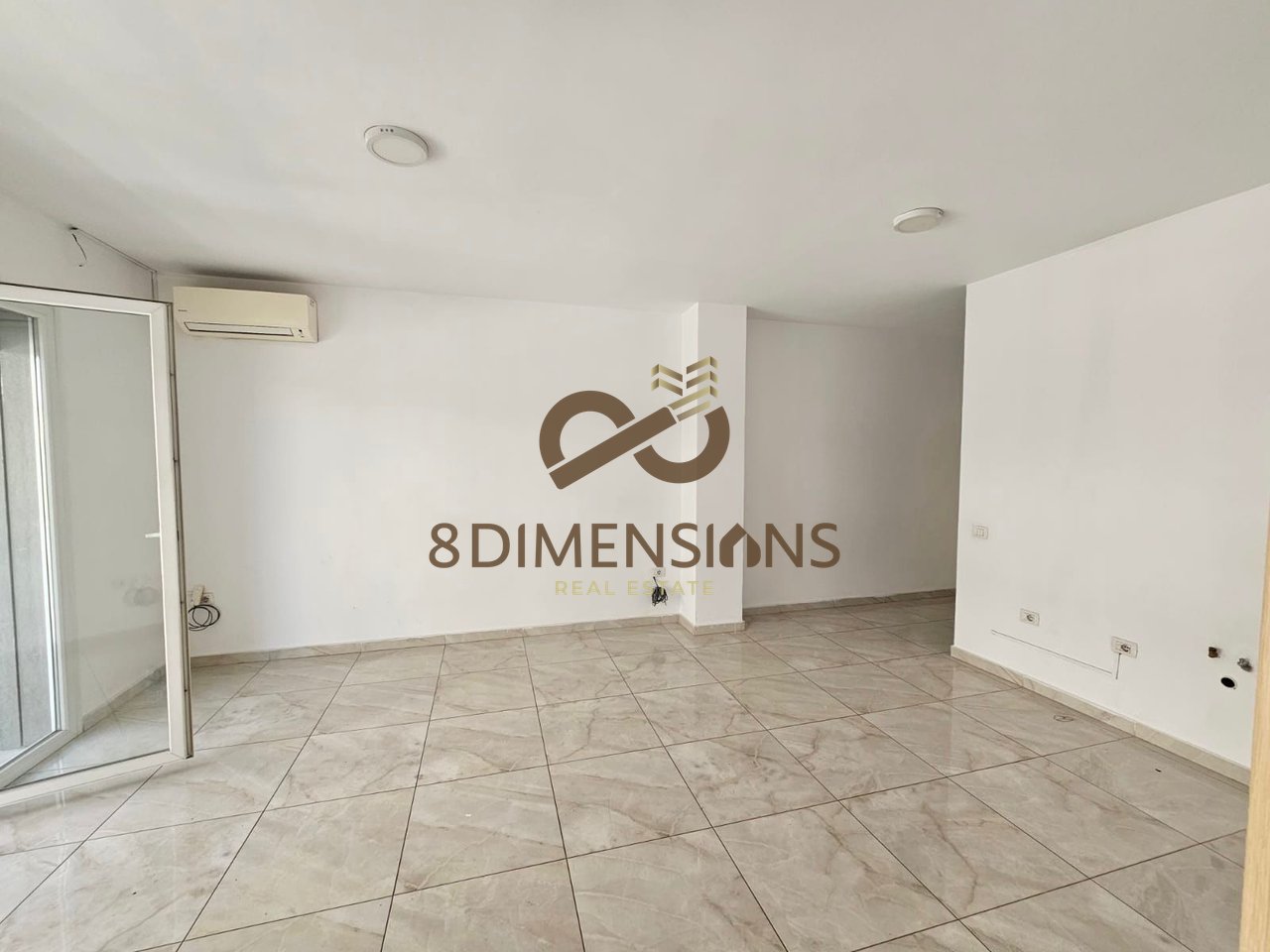 Apartament 1+1 me qera per ZYRE ose Banim - prane Ring Center (D8241A-284)