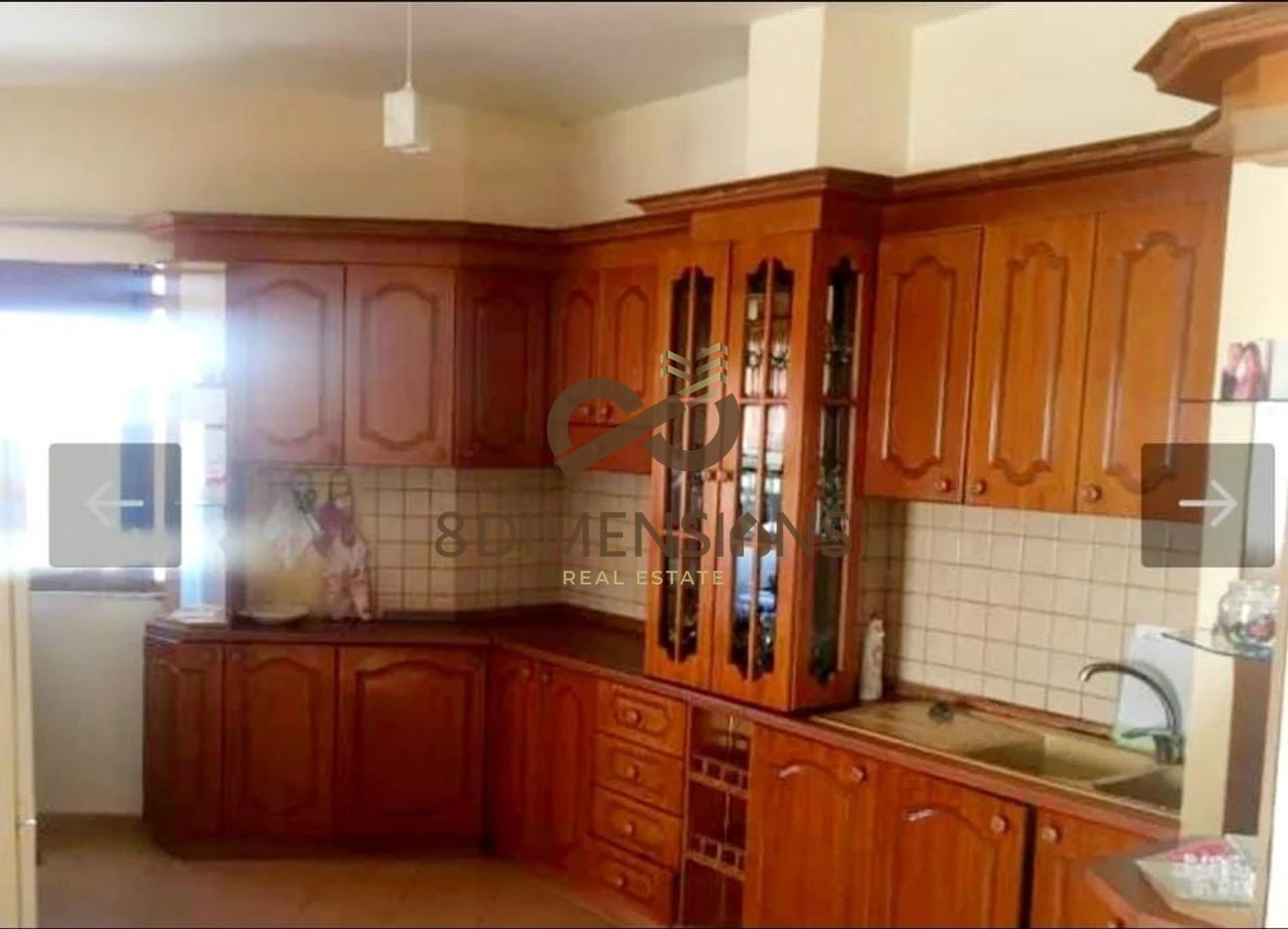 Shitet Apartament 2+1 tek Bulevardi I Ri ne Tirane (ID D8142A-157 )