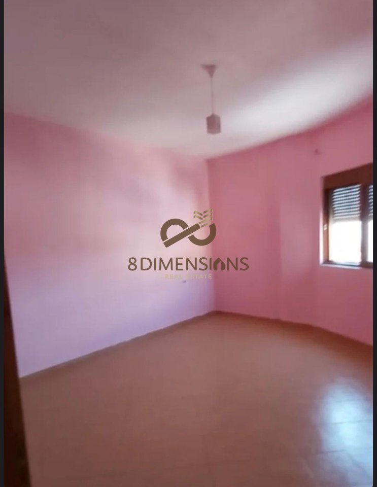 Shitet Apartament 2+1 tek Bulevardi I Ri ne Tirane (ID D8142A-157 )