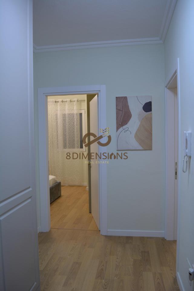 Jepet me qera Apartament 2+1 tek Pazari i Ri prane Sheshit Avni Rustemi  D8242A-275