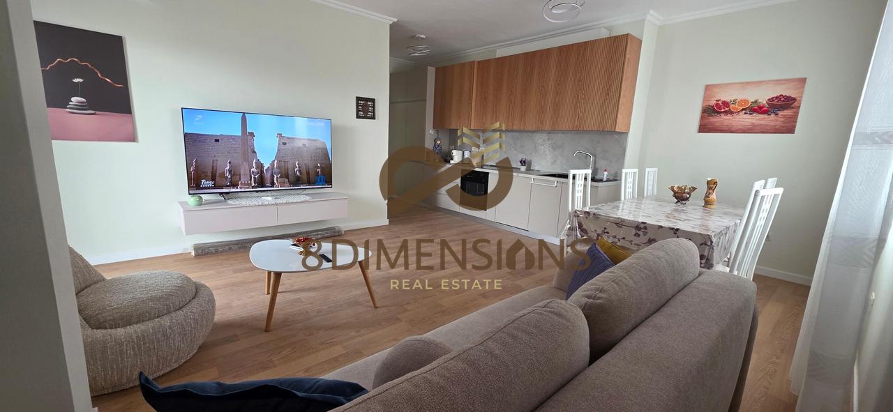 Jepet me qera Apartament 2+1 tek Pazari i Ri prane Sheshit Avni Rustemi  D8242A-275