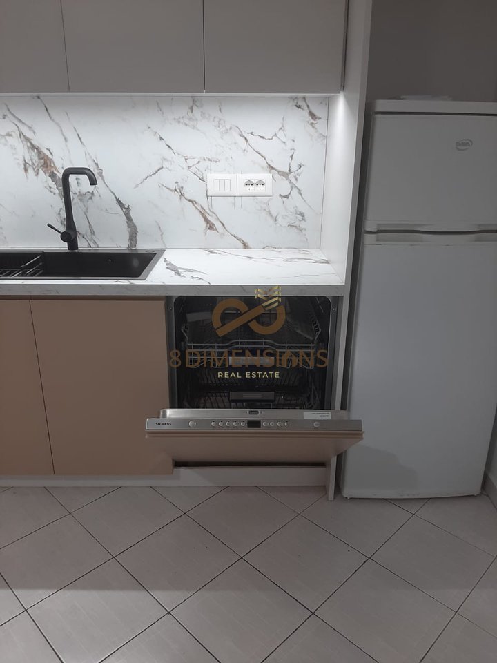 Apartament 2+1 me qera Astir ,prane bar Artistit