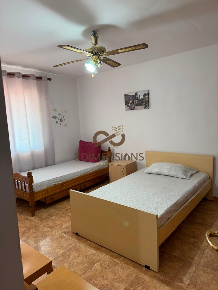 Apartment 2+1 for rent near Siri Kodra street D8241Z-71