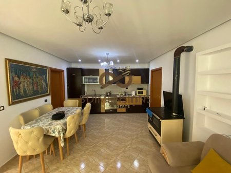 Appartamento in affitto 2+1 a Yzberisht, vicino ai Palazzi Cabej D8242A-280