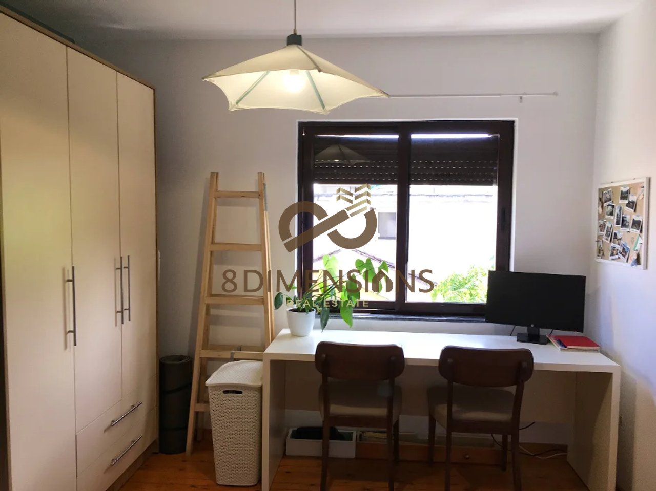 Affittasi appartamento 2+1 vicino al centro 65.000 LEK (D8242Z-34)
