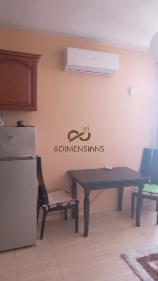 Jepet me qera Apartament 2+1 tek Rruga e Kavajes prane Zgara e Tirones 2  (D8241A-293)