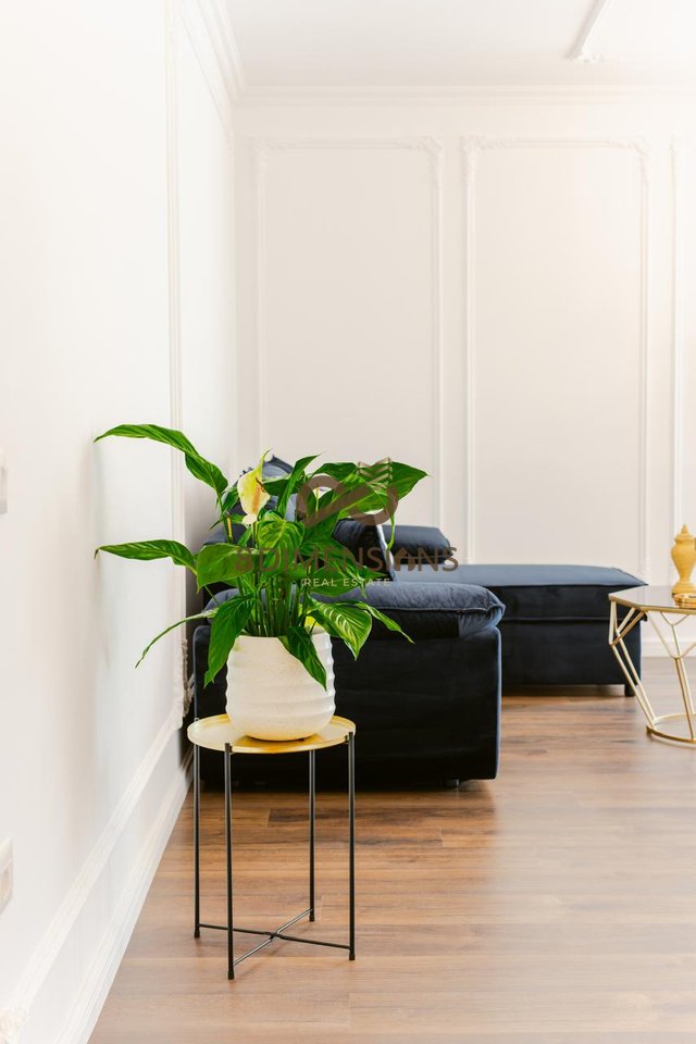 Jepet me qera Apartament 1+1 ne Astir ,prane Vila L  D8241A-298