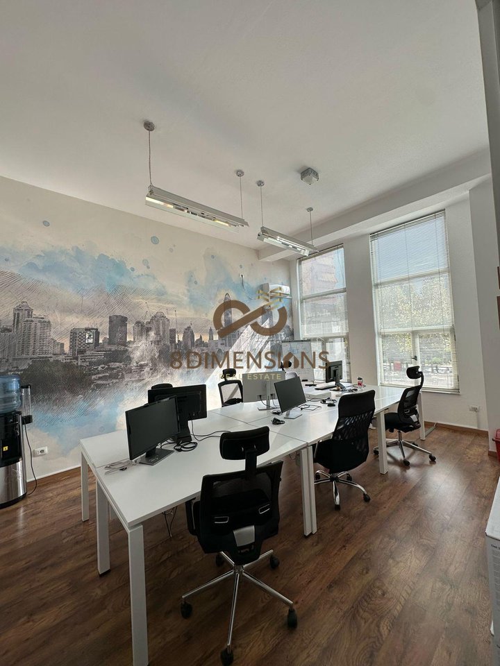 Locale ufficio in affitto, vicino a Blloku  D828A-53
