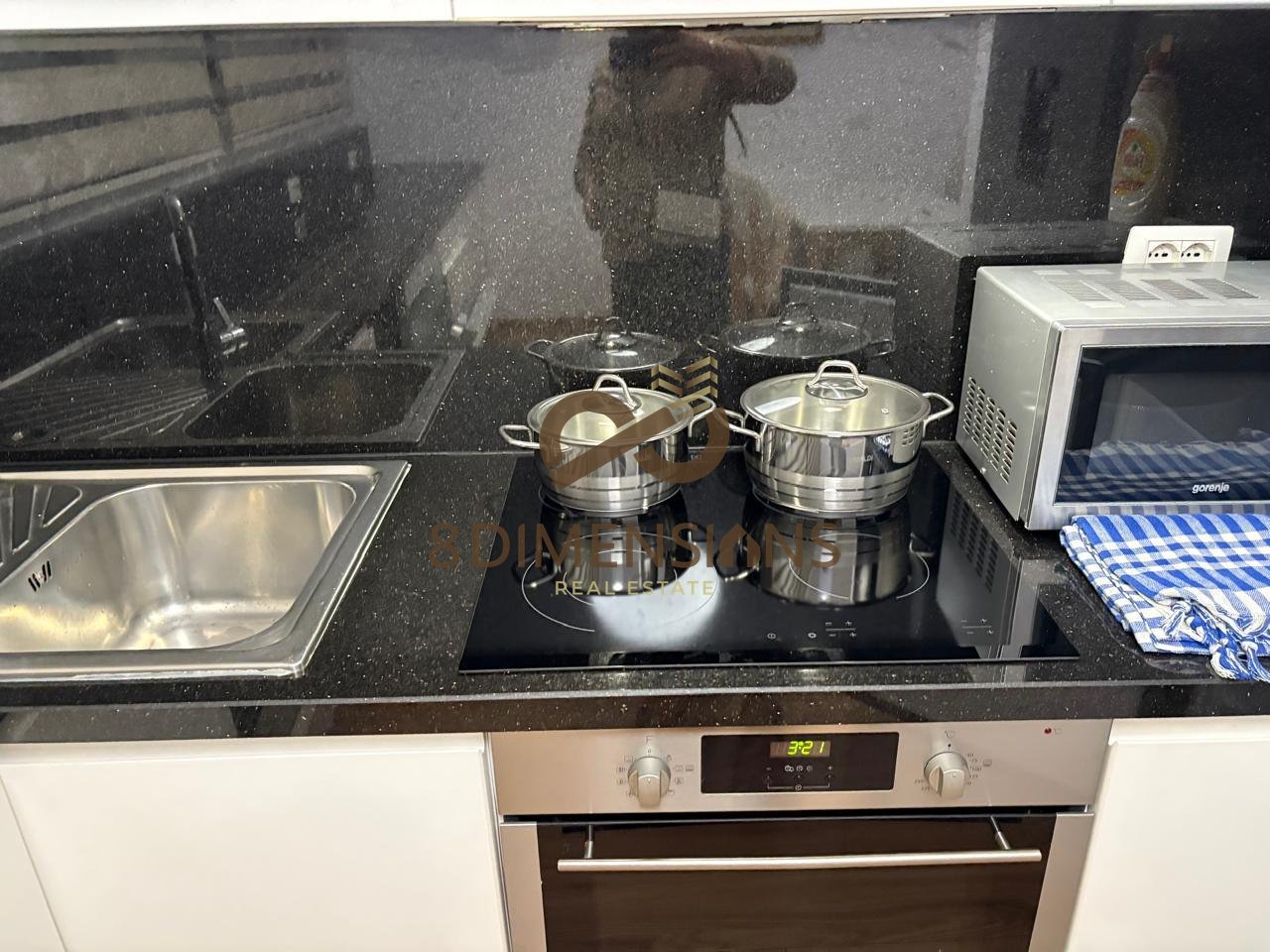 Apartament 2+1 me qera tek Pazari Ri D8242A-289