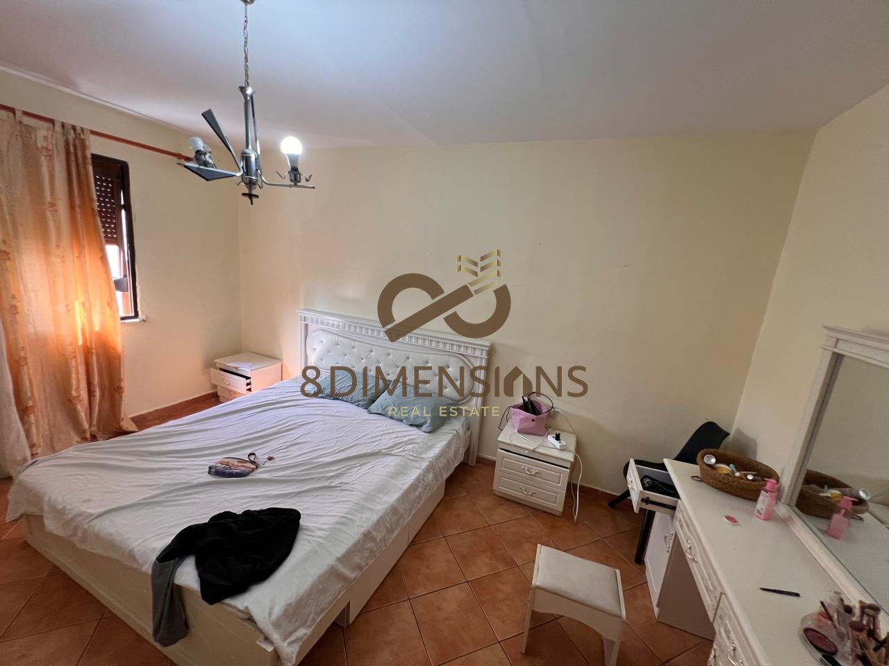 Shitet Apartament 1+1 ne Laprake prane Kompleksit Aura 115,000 EUR  (D8141Z-36)
