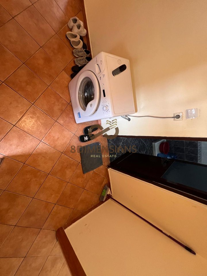 Shitet Apartament 1+1 ne Laprake prane Kompleksit Aura 115,000 EUR  (D8141Z-36)