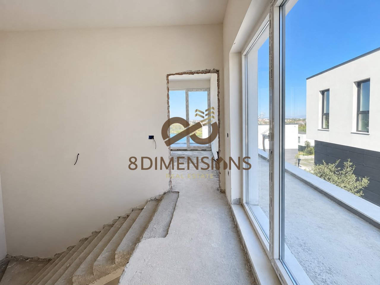 State 3-storey VILLA at 'LAKESIDE RESIDENCE' - FARKE  D819A-17