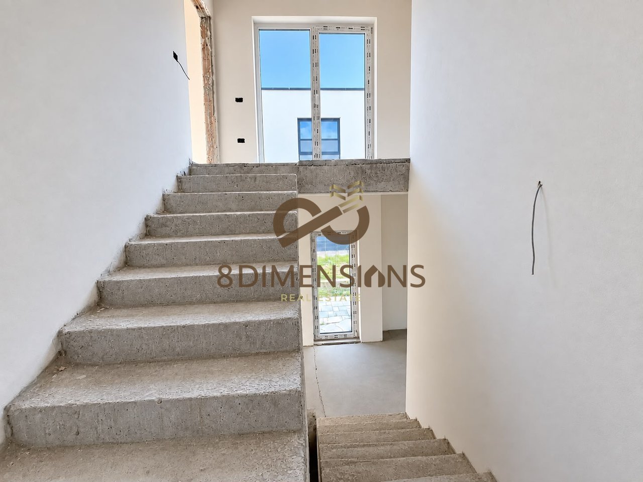 State 3-storey VILLA at 'LAKESIDE RESIDENCE' - FARKE  D819A-17
