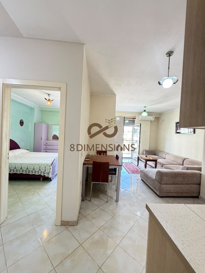 SHITET APARTAMENT 1+1 NE KINOSTUDIO PRANE MINISTRISE SE KULTURES D8141A-144