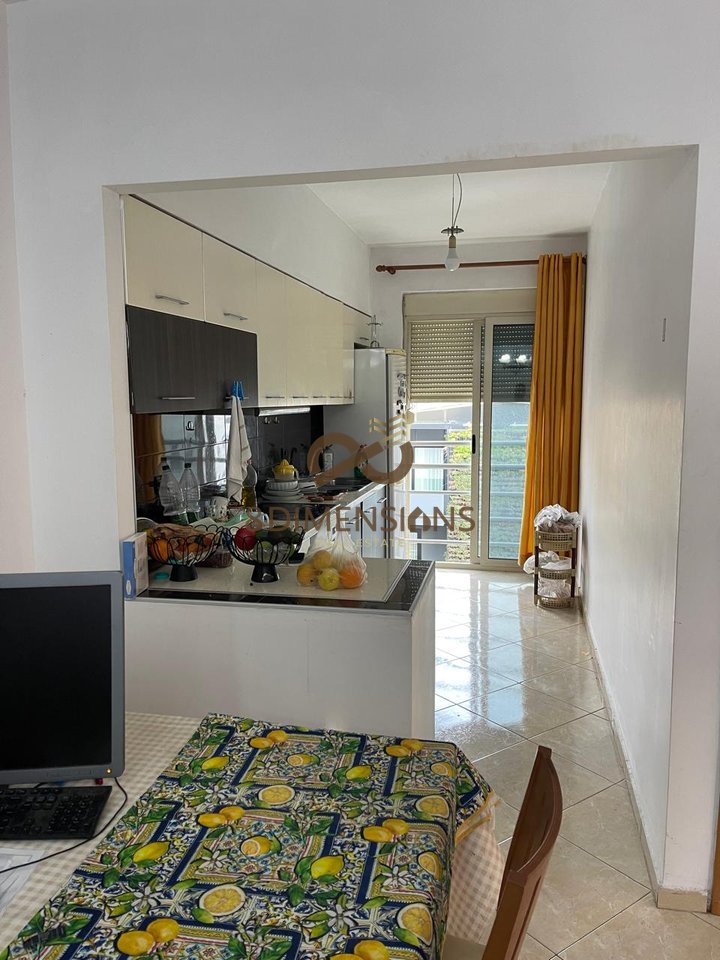 For rent Apartment 2+1+2 at Komuna e Parisit near Kika 3 Complex    (D8242A-294)