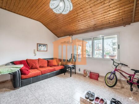 VILE NE BULEVARDIN KRYESOR PER SHITJE !