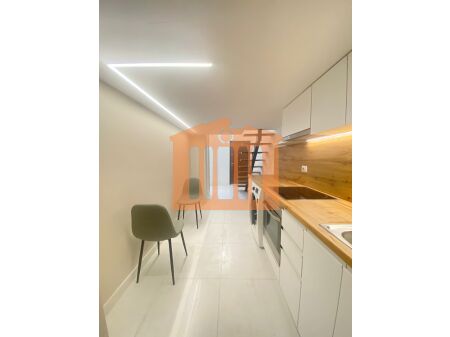 DUPLEX SUL LUNGOMARE DI DURAZZO IN VENDITA!