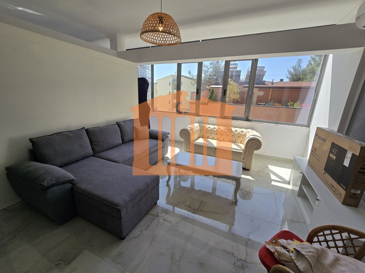 VILE  TRE KATESHE NE KOMPLEKSIN  "DIELL" NE  QERRET, ME QIRA!