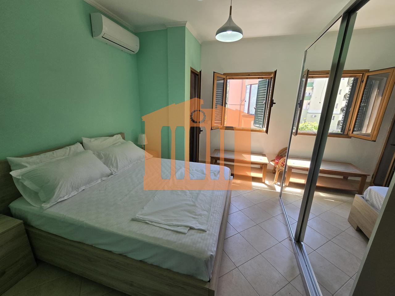 VILE  TRE KATESHE NE KOMPLEKSIN  "DIELL" NE  QERRET, ME QIRA!