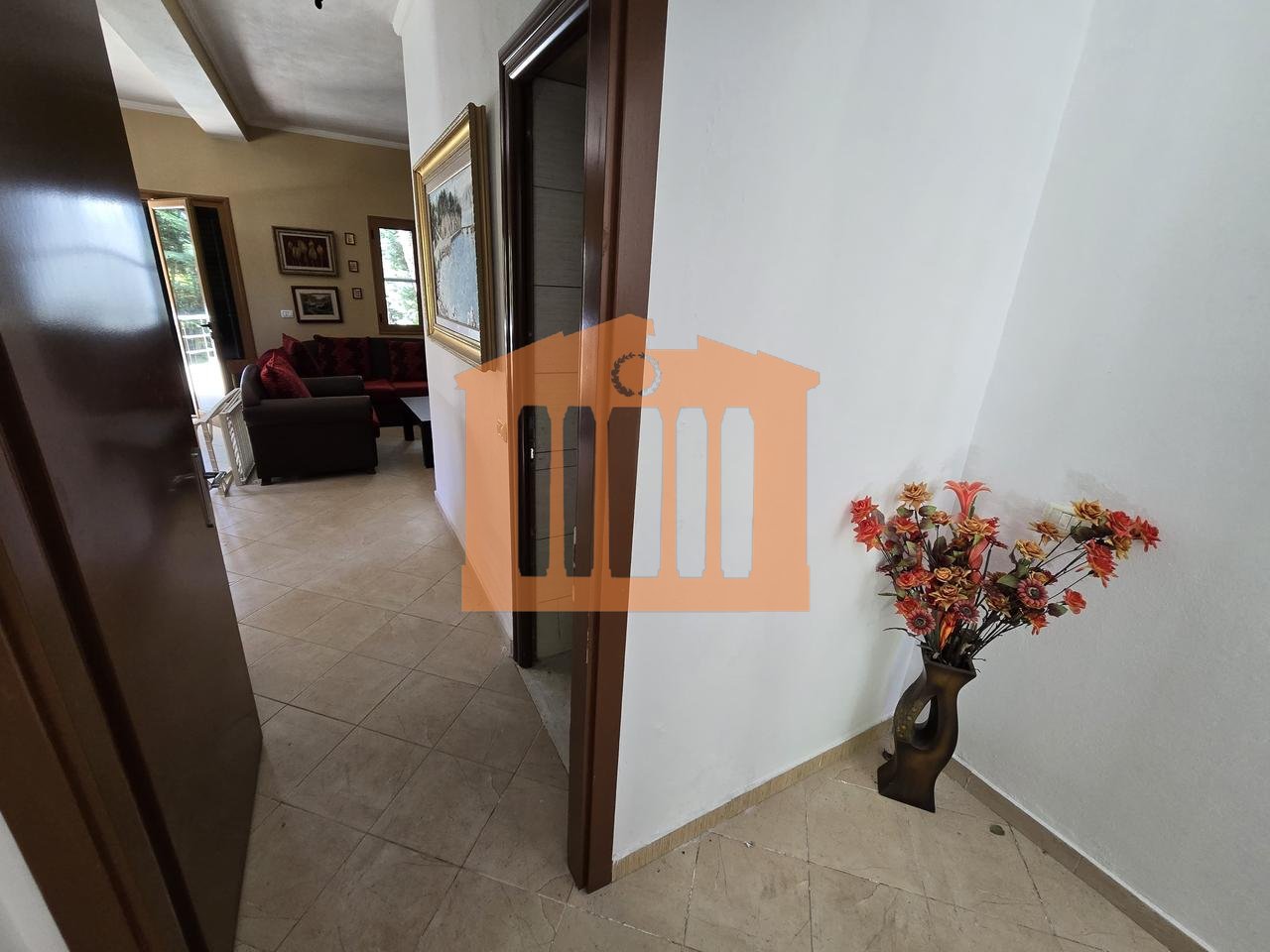 VILE  TRE KATESHE NE KOMPLEKSIN  "DIELL" NE  QERRET, ME QIRA!