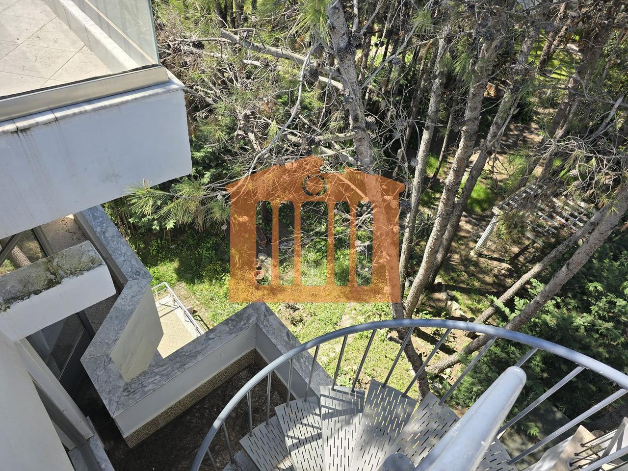 VILE  TRE KATESHE NE KOMPLEKSIN  "DIELL" NE  QERRET, ME QIRA!