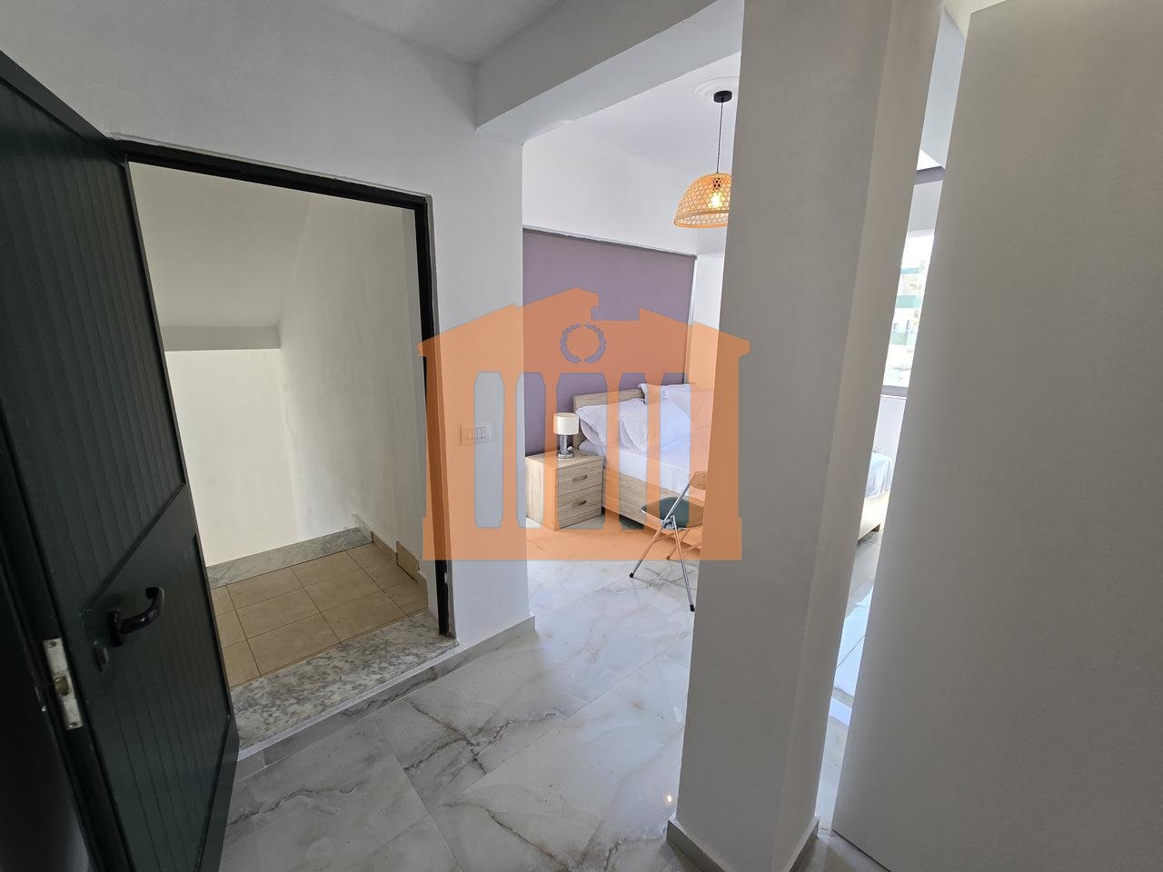 VILE  TRE KATESHE NE KOMPLEKSIN  "DIELL" NE  QERRET, ME QIRA!