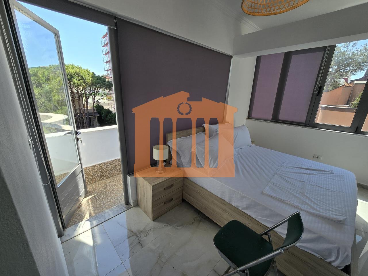 VILE  TRE KATESHE NE KOMPLEKSIN  "DIELL" NE  QERRET, ME QIRA!