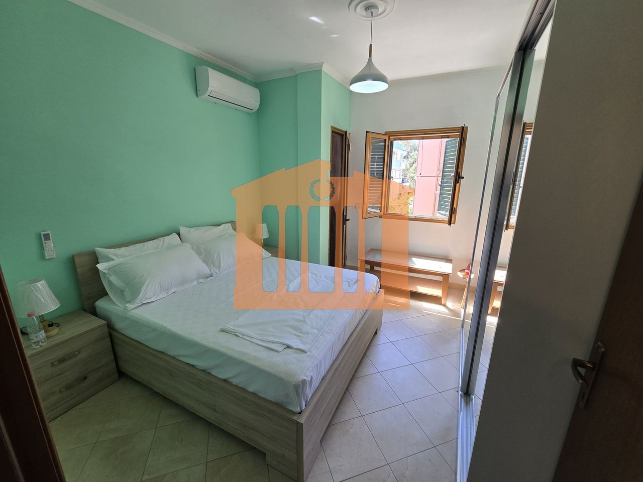 VILE  TRE KATESHE NE KOMPLEKSIN  "DIELL" NE  QERRET, ME QIRA!