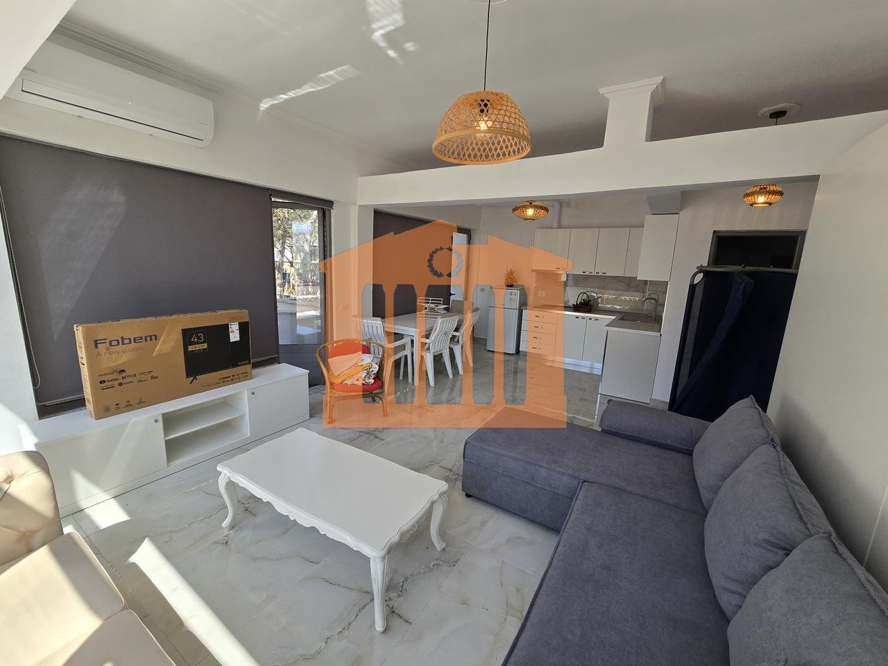 VILE  TRE KATESHE NE KOMPLEKSIN  "DIELL" NE  QERRET, ME QIRA!