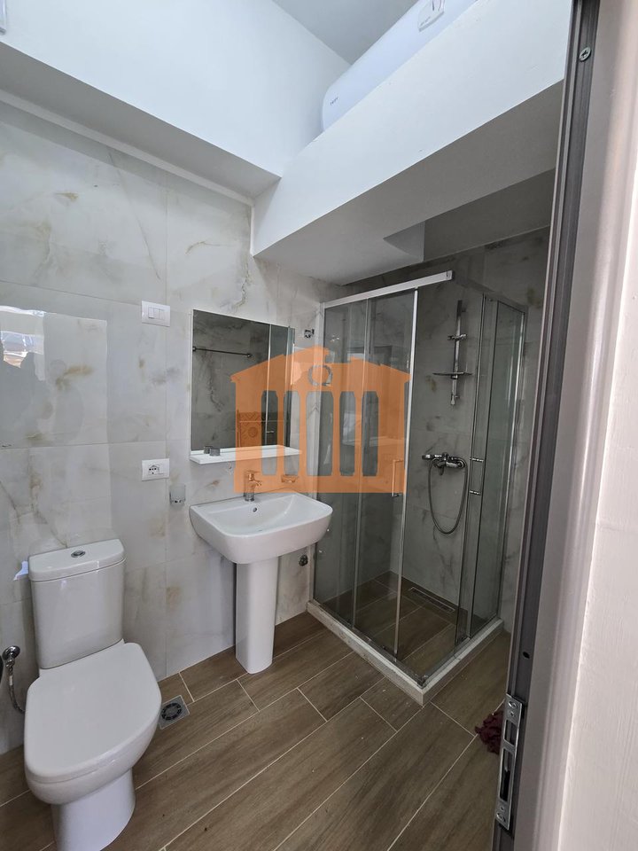 VILE  TRE KATESHE NE KOMPLEKSIN  "DIELL" NE  QERRET, ME QIRA!