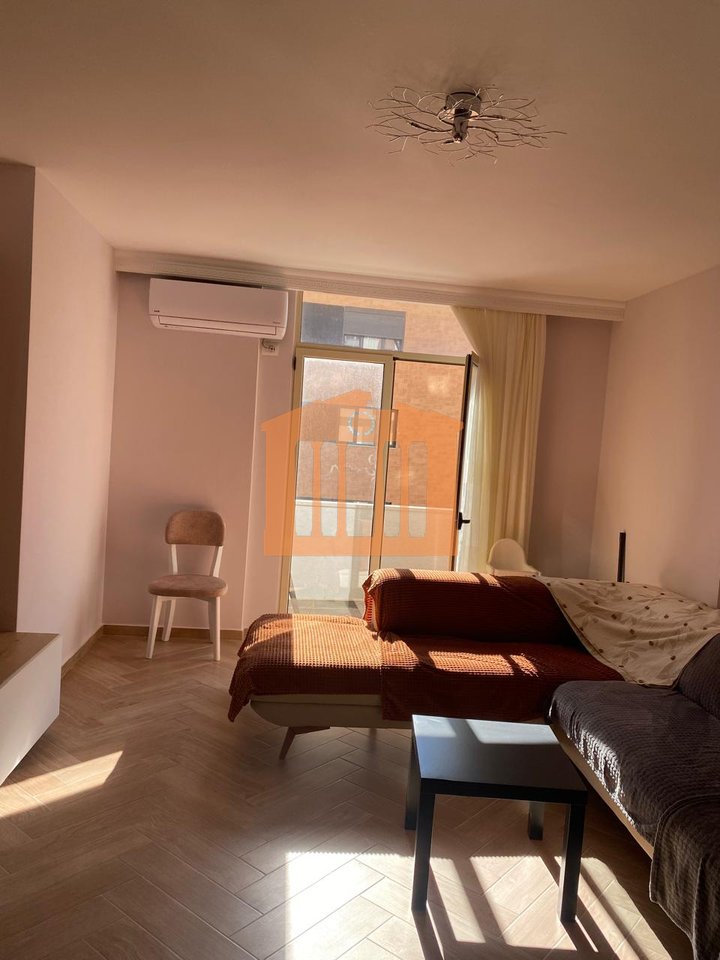 APPARTAMENTO 2+1 A VILA E ZOGUT, DURAZZO IN VENDITA!
