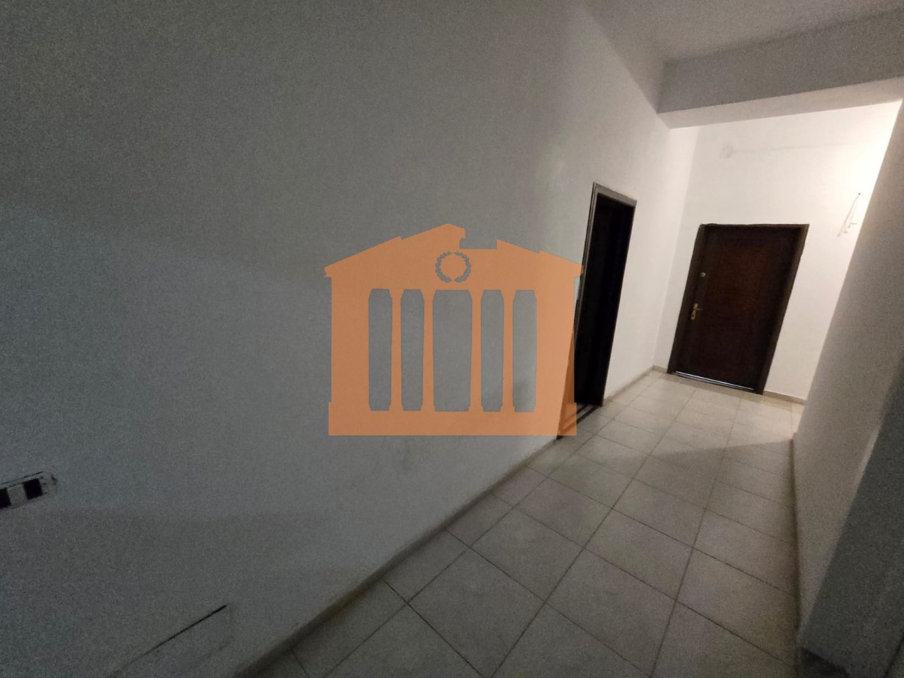 BUSINESS PREMISES IN THE CENTER OF DURRES FOR SALE!