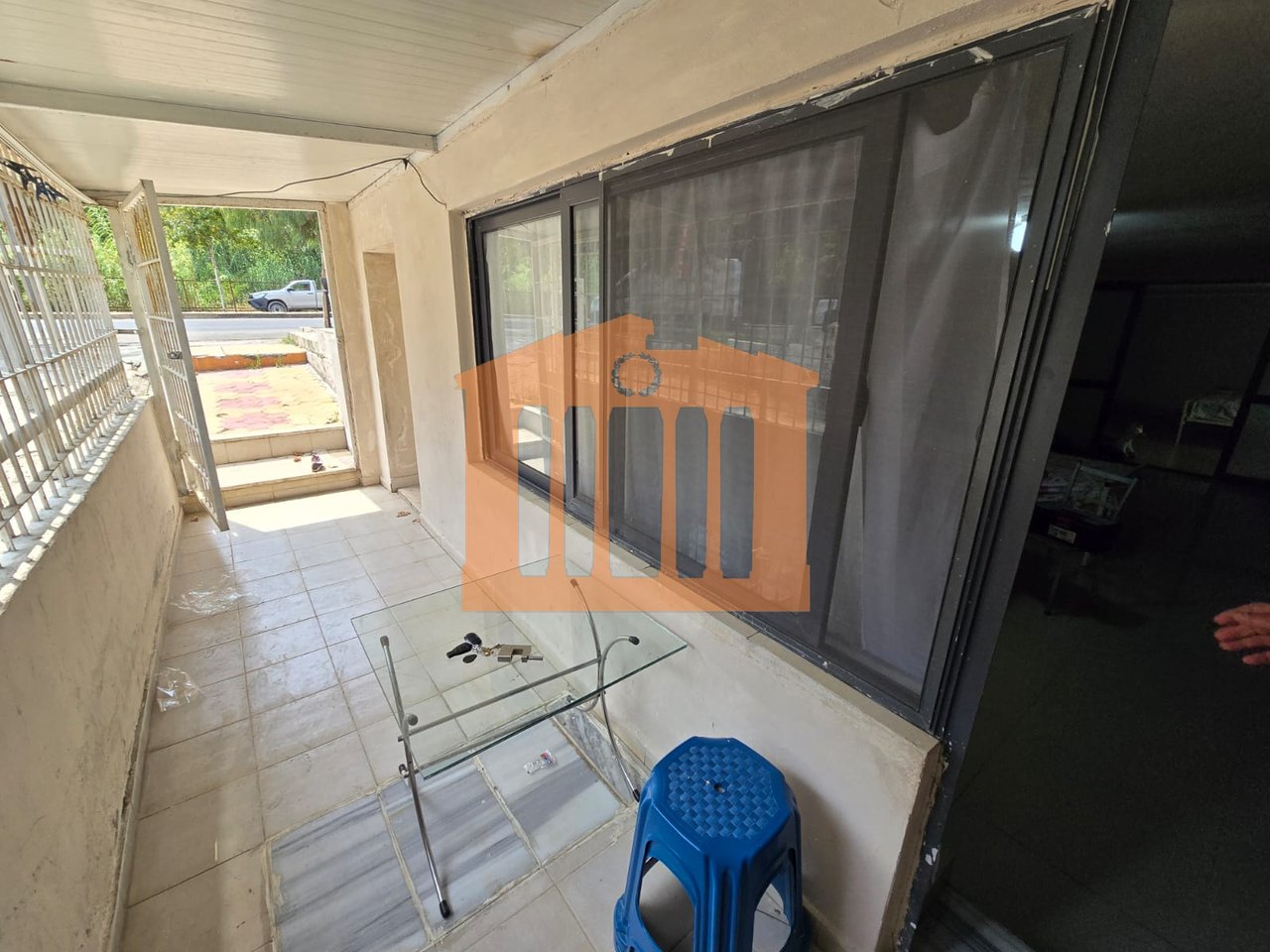 GARAGE E RITORNO ALL'APPARTAMENTO SULLA SPIAGGIA IN VENDITA!
