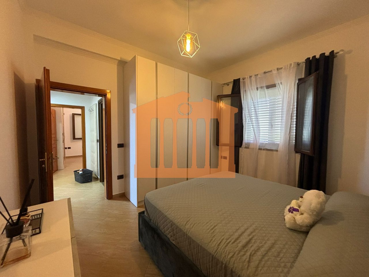 3 PIANI DI CANTINA DI UNA VILLA A SPITALL, IN AFFITTO!