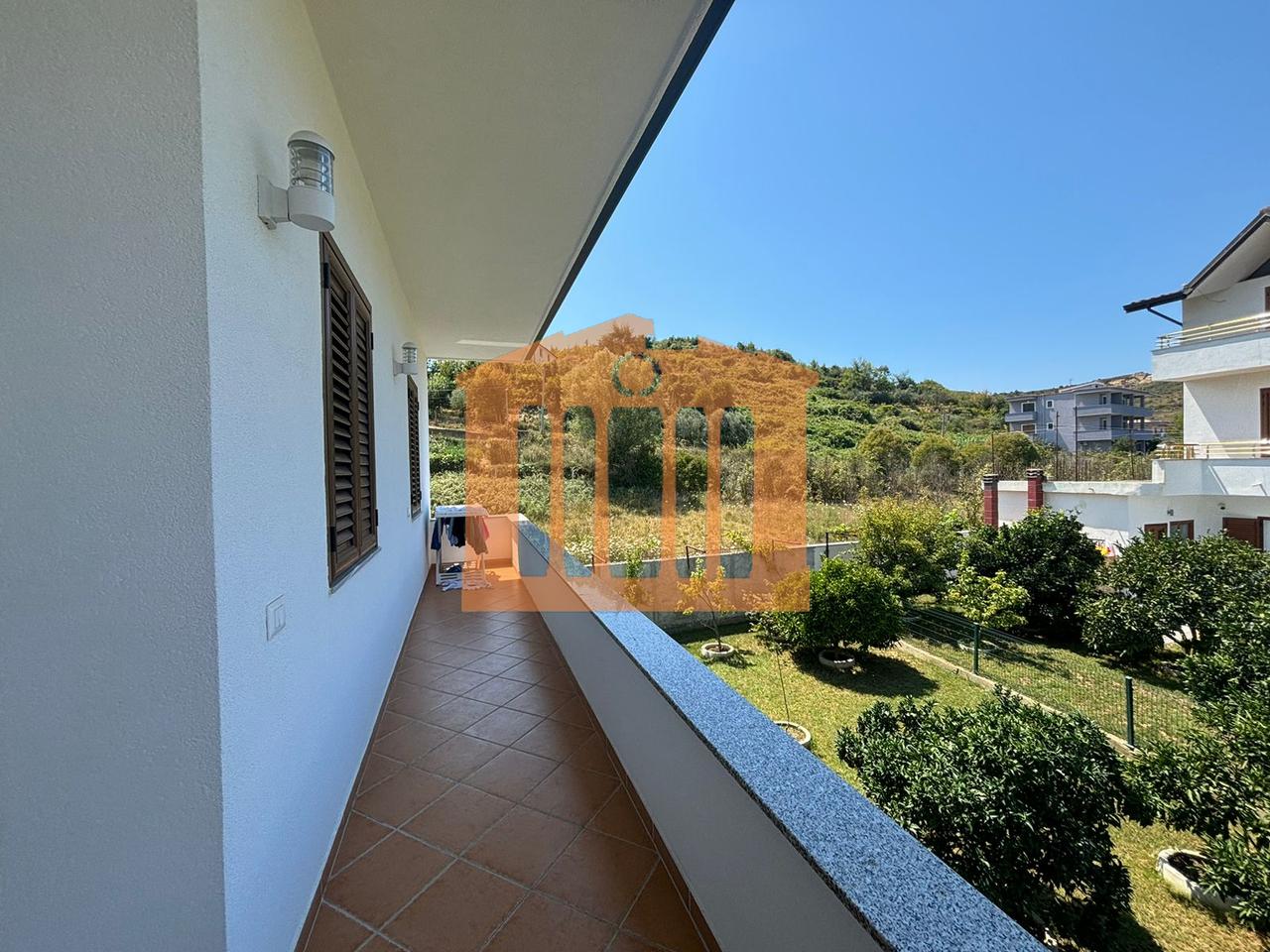 3 PIANI DI CANTINA DI UNA VILLA A SPITALL, IN AFFITTO!