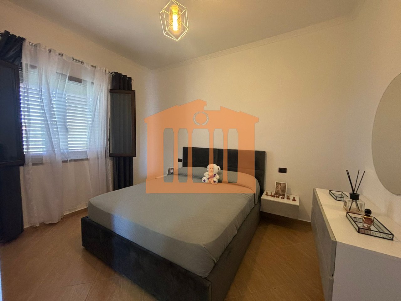 3 PIANI DI CANTINA DI UNA VILLA A SPITALL, IN AFFITTO!