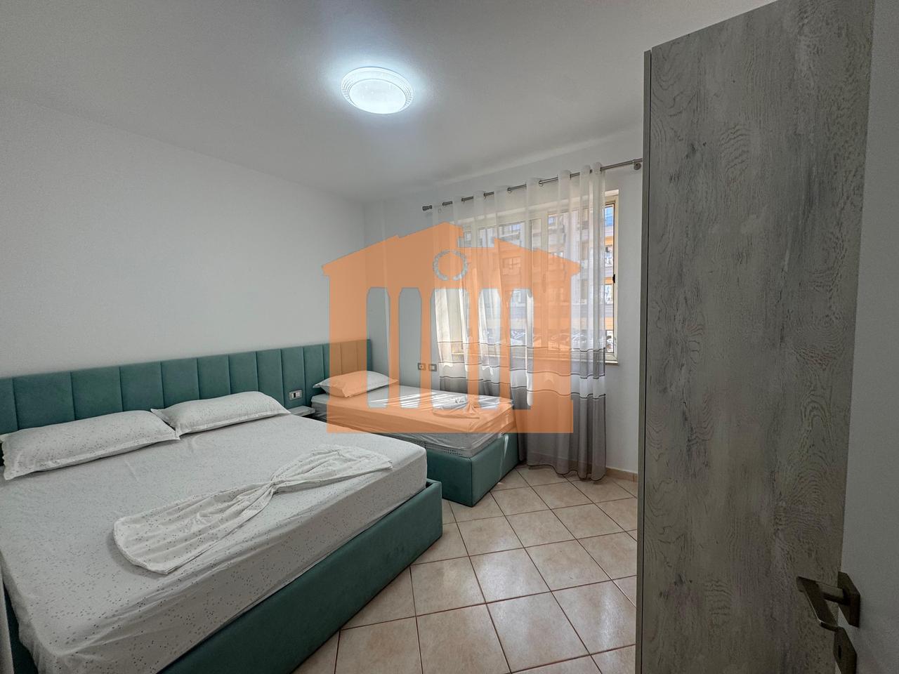 APARTAMENT 1+1 NE MAL TE ROBIT, PER SHITJE !