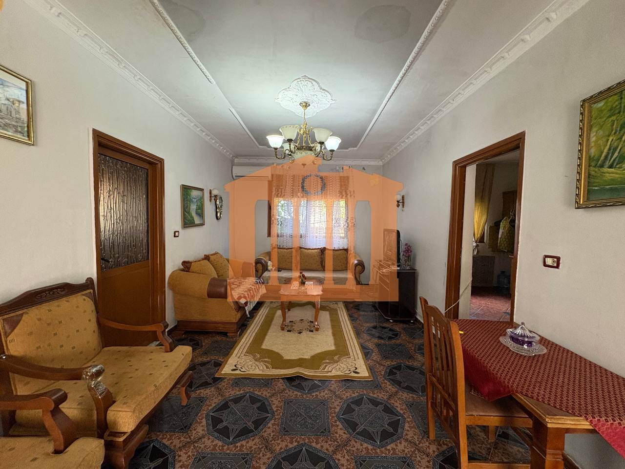 CASA PRIVATA CON TERRENO VICINO ALLA CROCE ROSSA A DURAZZO, IN VENDITA!
