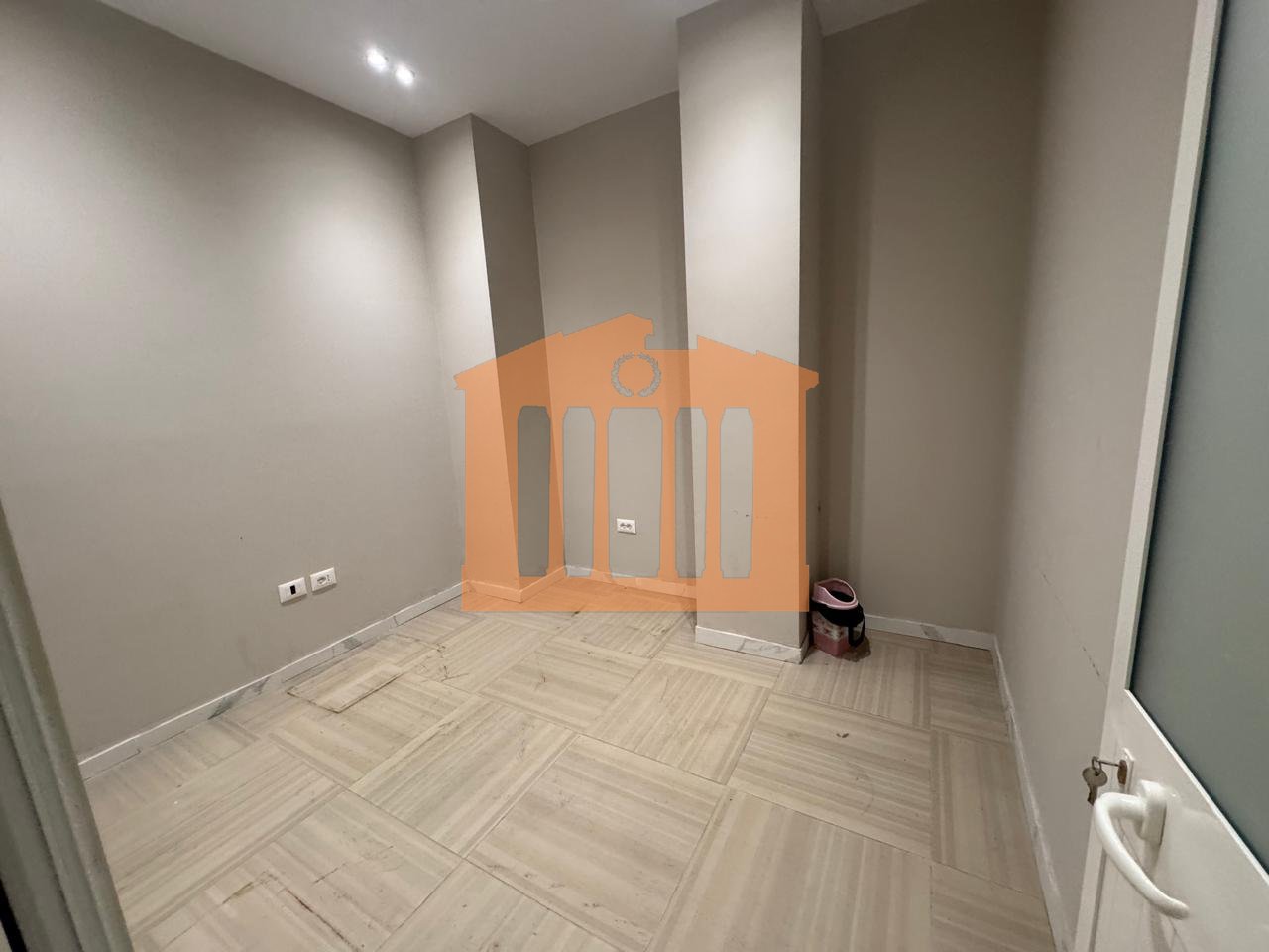 BEACHFRONT BUSINESS IN DURRES FOR RENT!