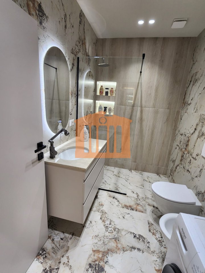 APARTAMENT 1+1 NE PLAZH-ILIRIA DURRES,PER SHITJE!