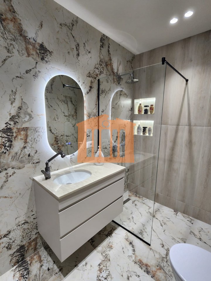 APARTAMENT 1+1 NE PLAZH-ILIRIA DURRES,PER SHITJE!